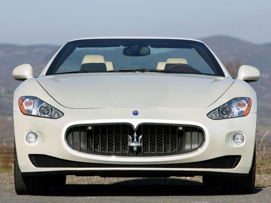  Maserati GranCabrio 2010 года  (фото 11 из 101)